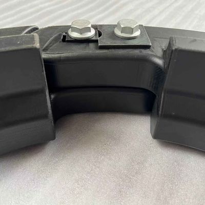 CL Run Bandes de sécurité plates Inventaire de stock adéquat 98% de la plaque d'appui Zone de contact inférieure SUS304 PA66GF15 Poids 3,6 ~ 6 kg