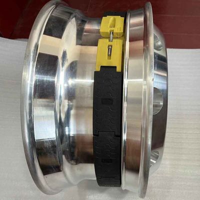 Le système de sécurité intégré à la planche de roulement en polyuréthane permet une conduite sûre et fluide du véhicule